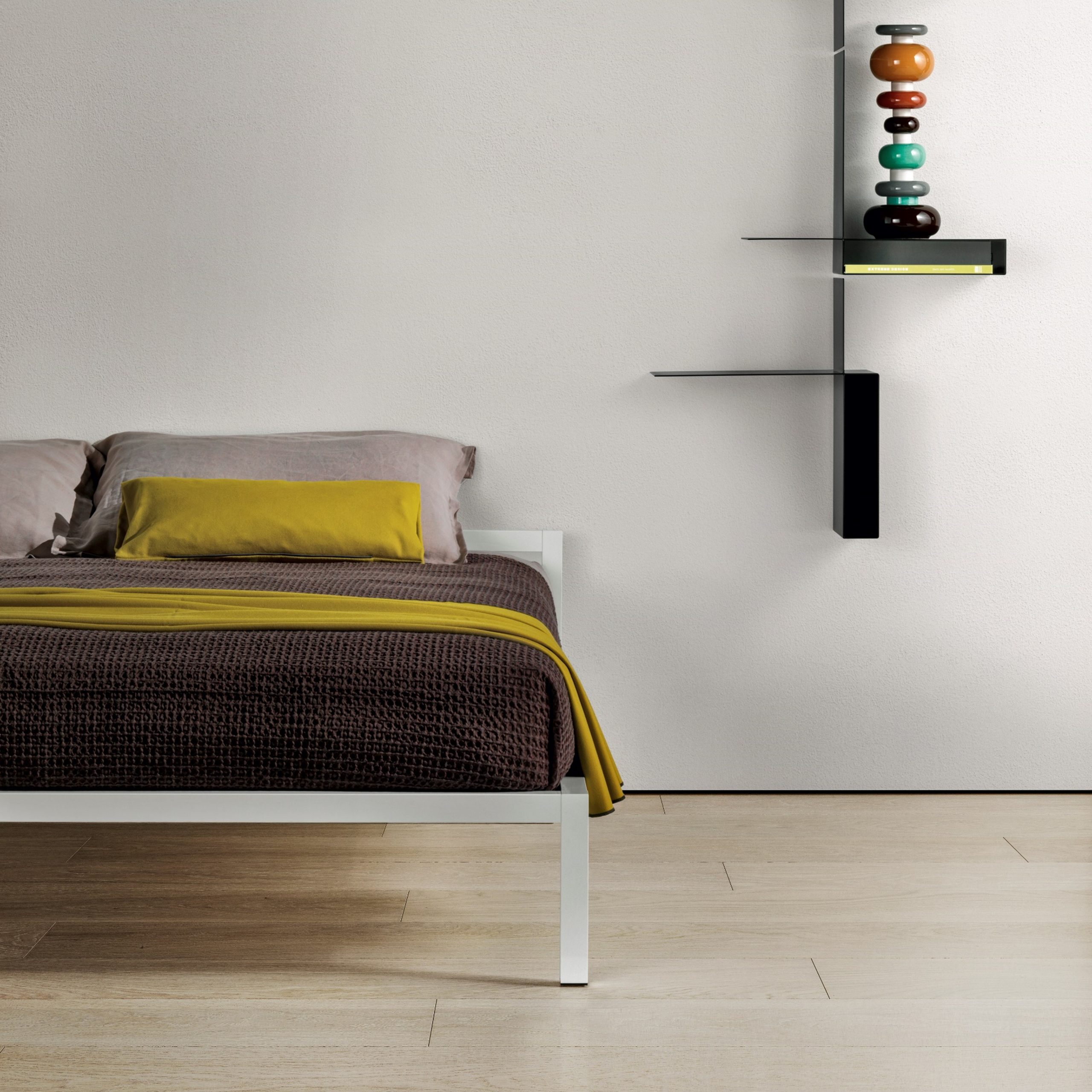 Cama elegante y minimalista  ALUMINIUM BED by  MDF Italia
