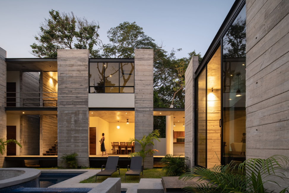 Casa Fora, Concebida como un oasis en medio de la naturaleza.