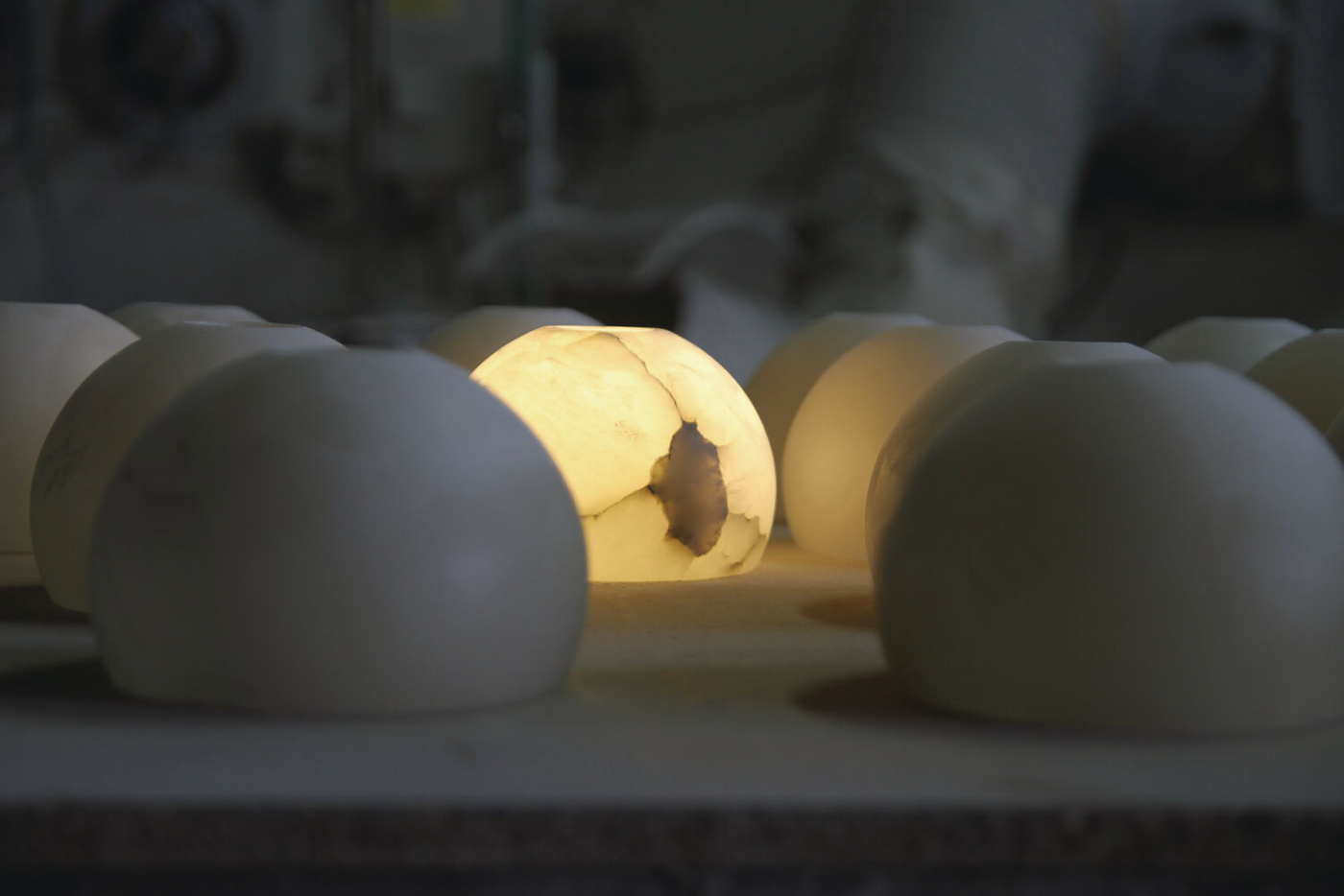 “NEIL – La pureza de la luz esculpida”